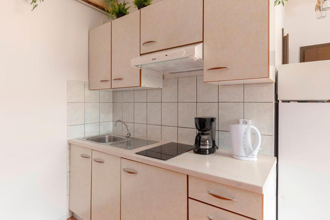 Apartments Keber Любляна Экстерьер фото